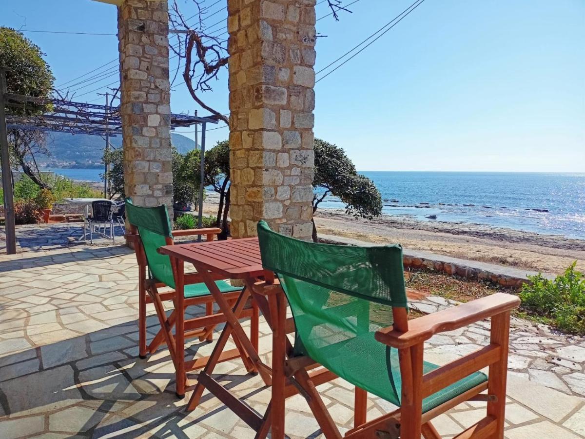 Villa Bostani Seaside House Mani à Agios Nikolaos  Extérieur photo