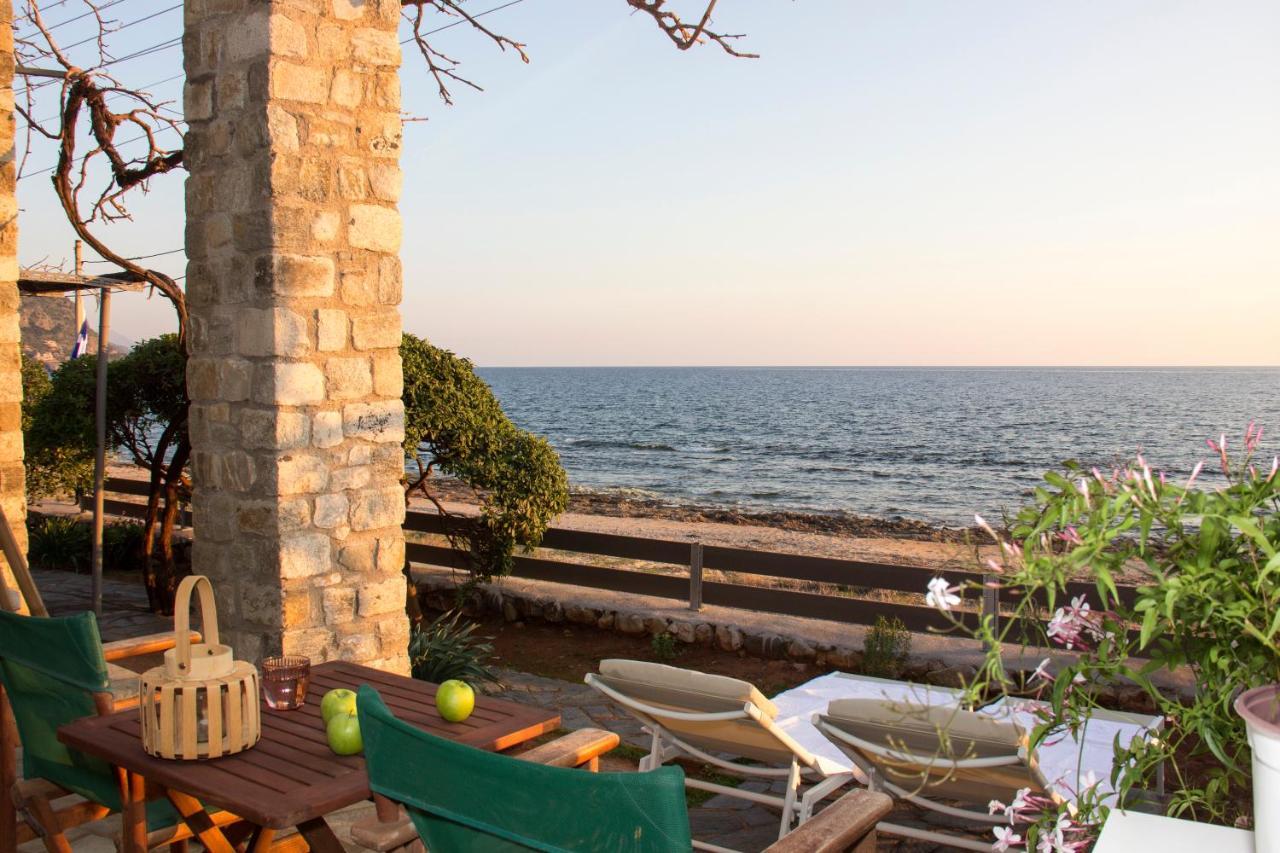 Villa Bostani Seaside House Mani à Agios Nikolaos  Extérieur photo