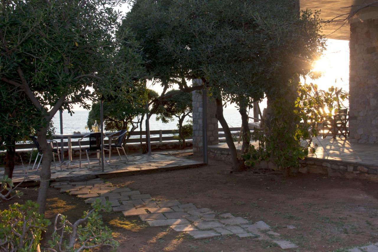 Villa Bostani Seaside House Mani à Agios Nikolaos  Extérieur photo